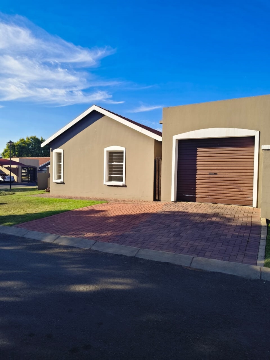 2 Bedroom Property for Sale in Brits North West